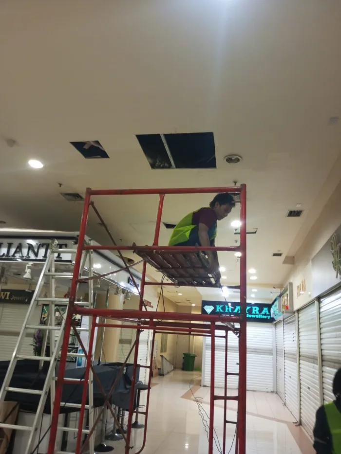 Perawatan & Instalasi Saluran Udara (Ducting) Plafon